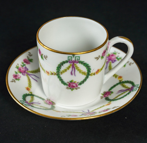 Head to head tea and coffee service in Limoges porcelain