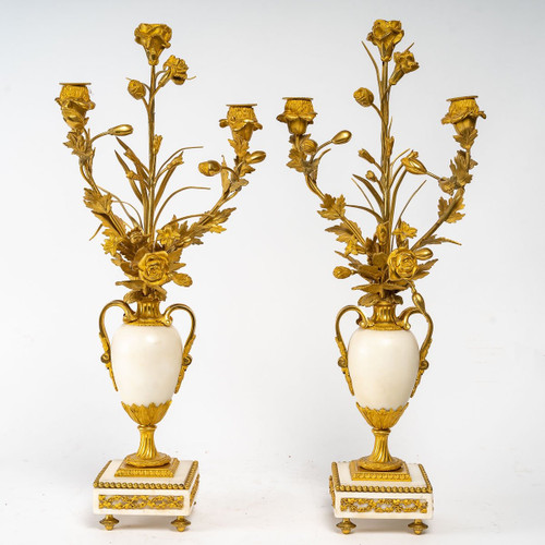 Garniture De Cheminée En Bronze Doré Et Marbre Blanc XVIIIème Siècle