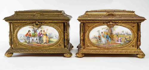 Important Pair Of Jewelry Boxes In Gilt Bronze And Porcelain Plates XIXth Century