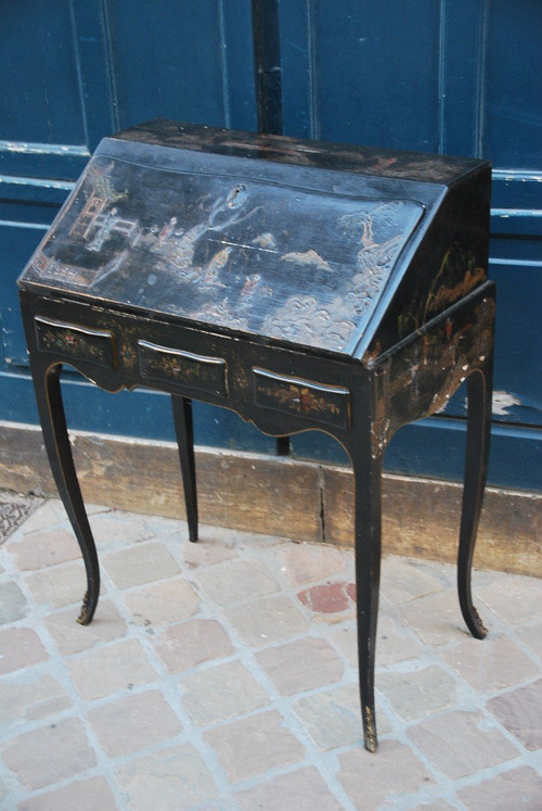 Slope Desk In Black Lacquer England XIX