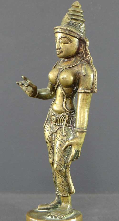 India, Late 19th - Early 20th Century, Bronze Parvati Statue.