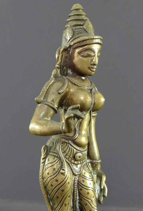 India, Late 19th - Early 20th Century, Bronze Parvati Statue.