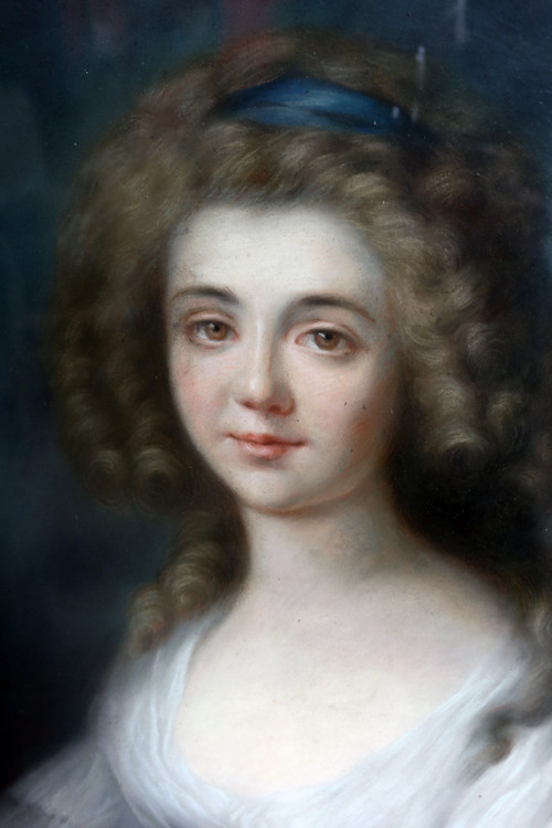 Pastel XIX ème Jeune Femme à La Robe Blanche