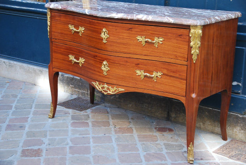 Elégante Commode En Satiné époque Louis XV