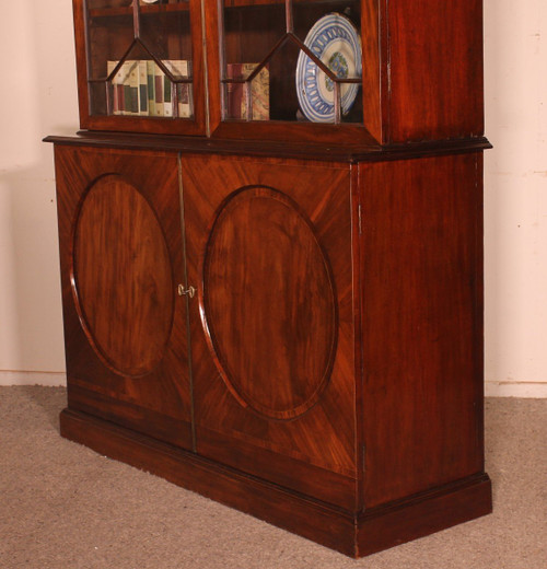 Hepplewhite Bookcase In Mahogany Circa 1775