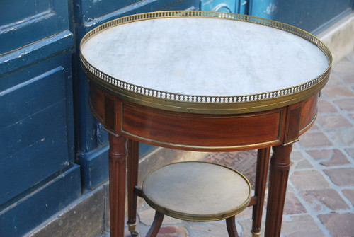 Elegant Bouillotte Table In Mahogany Louis XVI Period, 18th Century