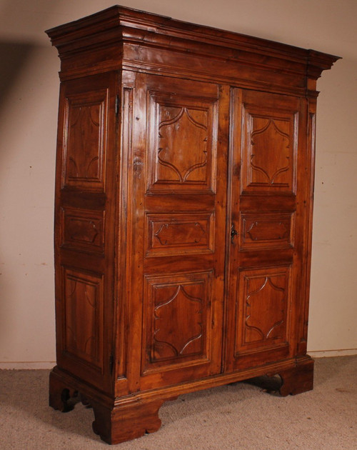 Walnut Wardrobe From the 17th Century - Italy