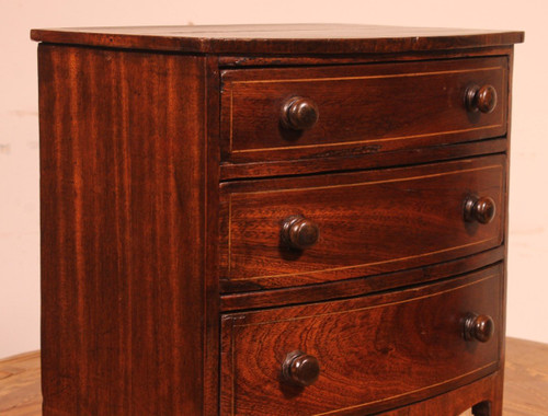 Domed Master Commode In Mahogany From The 19th Century