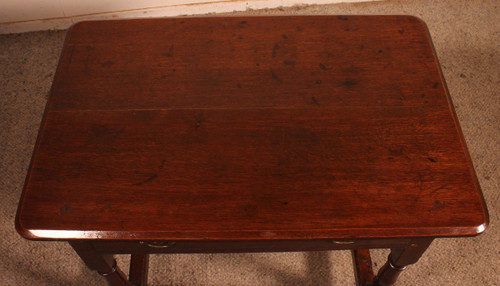 Oak Side Table -18 ° Century