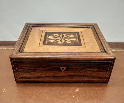 Inlaid box