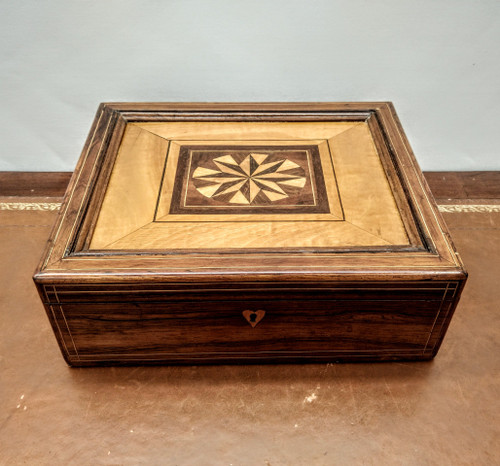 Inlaid box