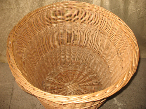 Washerwoman basket in woven wicker Very large Perfect condition