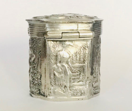 Small solid silver box Holland 19th