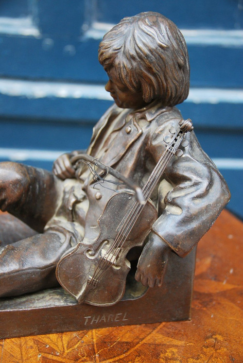 Violinista, bronzo firmato De Tharel