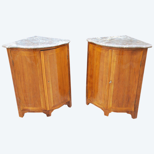 Pair of 18th century Natural Wood Corner Cabinet