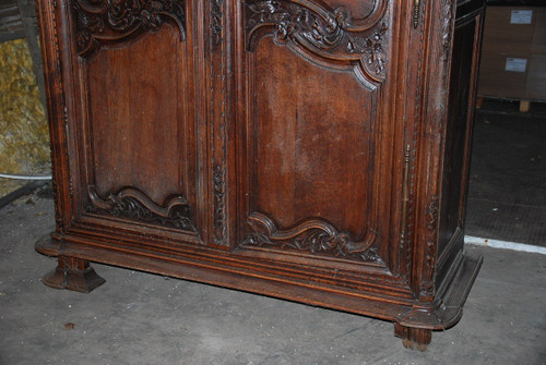 Important 18th Century Oak Chateau Wardrobe