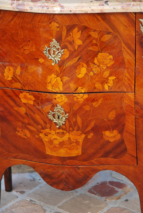 Petite Commode En Marqueterie De Fleurs époque Louis XV