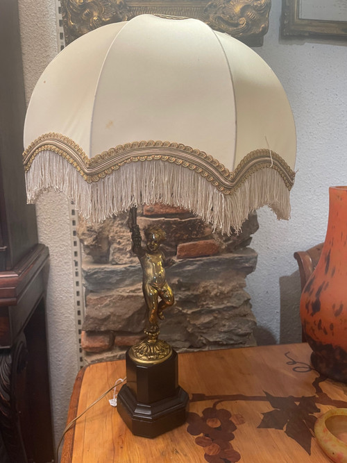 Lampada in stile barocco