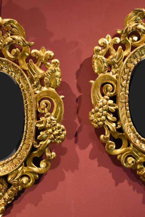 Paire De Miroirs Sculptés Et Dorés 'à La Sansovino', Venise XVIIIe Siècle