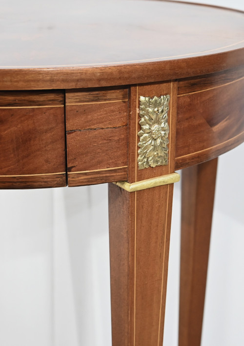 Light Mahogany Pedestal Table, Louis XVI / Directoire taste – Late 19th century