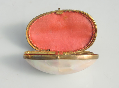 Miniature sewing set in a mother-of-pearl shell pompom tools