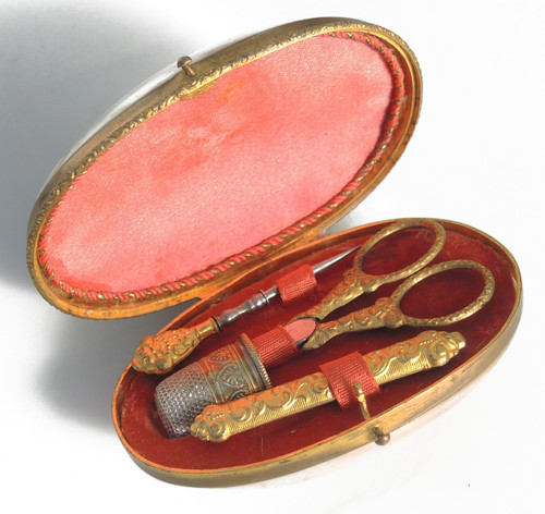 Miniature sewing set in a mother-of-pearl shell pompom tools