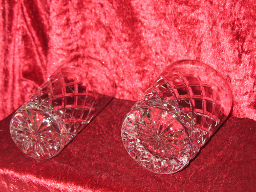 8 cut crystal glasses decorated with lattices on a starry background, 20th century