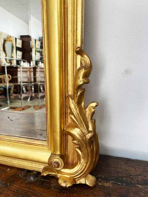 Large gilded mirror from the 19th century in LOUIS XV style