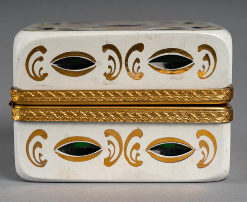 A Late 19th Century Opaline Overlay Jewelry Box