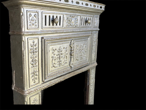 Pretty Prussian cast iron fireplace decoration from the 19th century