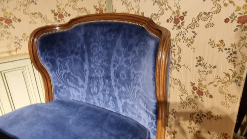 Louis XV Style Alcove Bed And Its Embossed Velvet. Mid-19th century.