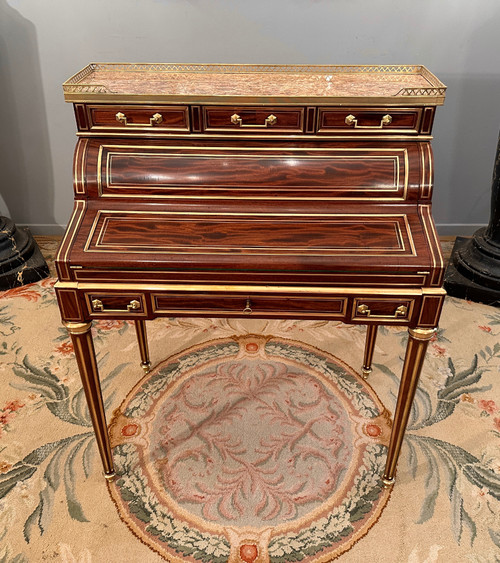 Small Cylinder Desk In Flamed Mahogany Louis XVI Style 19th Century