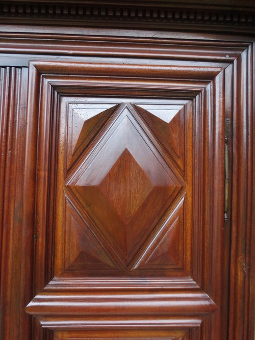 Louis XIII walnut wardrobe, 17th century.