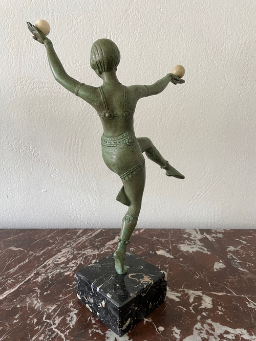 Ball Dancer Statue