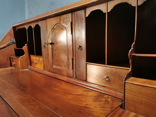 Scriban Commode In Mahogany, Nantes Work 18th Century