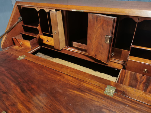 Scriban Commode In Mahogany, Nantes Work 18th Century