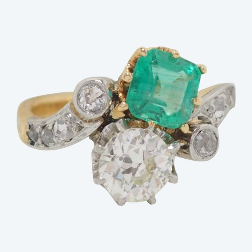 Toi et Moi ring in yellow gold and platinum, emerald and diamonds