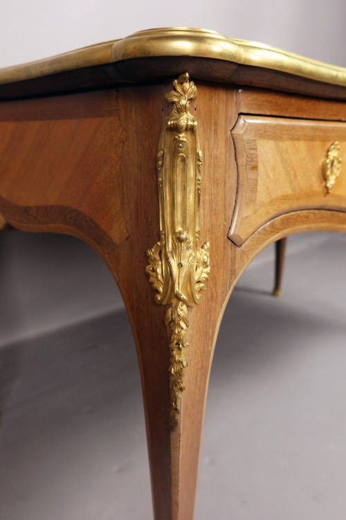 Louis XV Desk In Marquetry