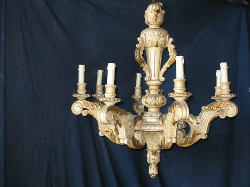 Large Louis XIV style carved wood chandelier with 8 arms of light, 19th century