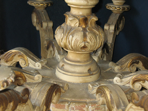 Large Louis XIV style carved wood chandelier with 8 arms of light, 19th century