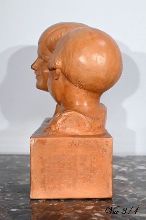 Group in Patinated Terracotta, “Mother and her children”, signed P. Dumont, Art Deco – 1920