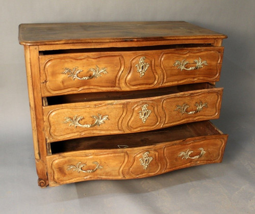 Louis XV Blond Walnut Commode Lyonnaise