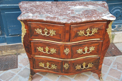 Regence chest of drawers Stamped De Nicolas Berthelmi 18th century