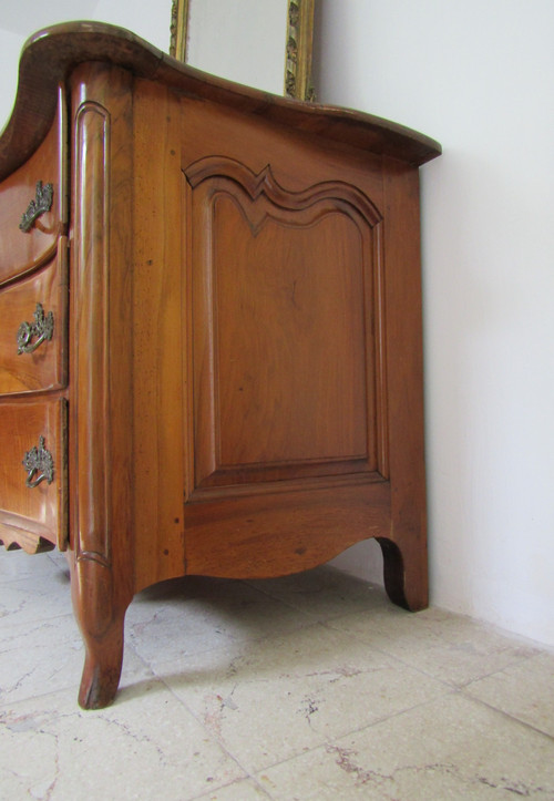 Louis XV chest of drawers