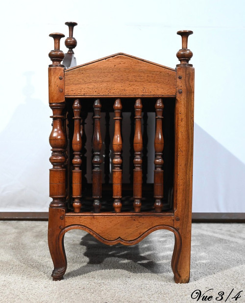 Small Provençal Panetière in Walnut - Early 19th century