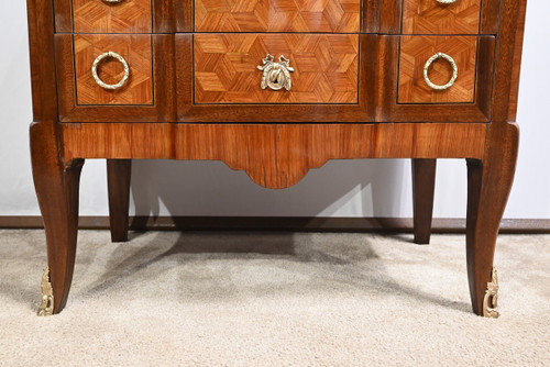 Petite Commode en Bois de Rose et Acajou, Transition Louis XV/Louis XVI - 2ème Partie XIXe