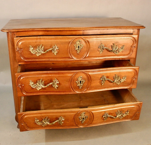 18th Century Lyonnaise Walnut Chest of Drawers