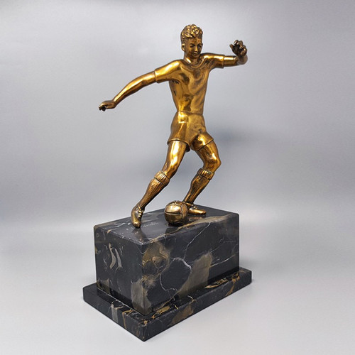 1930 Magnifico Art Deco Football - Scultura in bronzo di giocatore di calcio. Realizzata in Italia