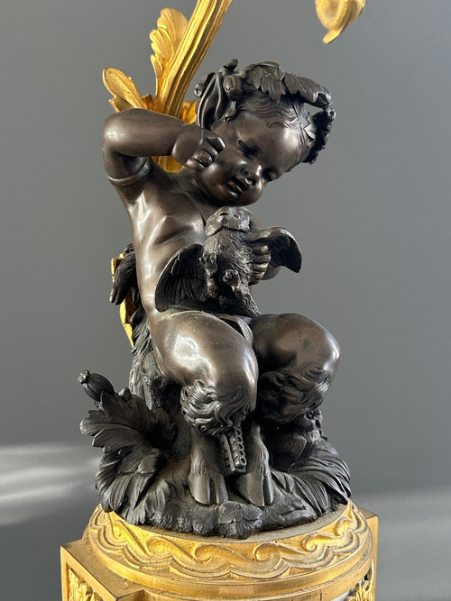 Henri Picard, Eccezionale Coppia di Putti Candelabri in Bronzo Firmati del XIX secolo