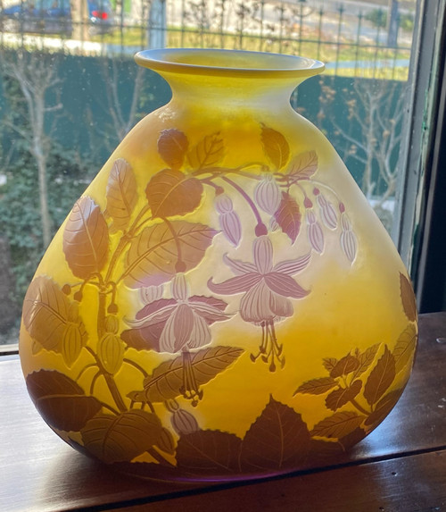 Vase Art Nouveau, Ecole de Nancy signé Gallé